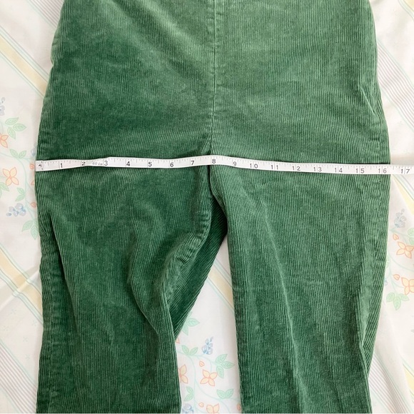 Tuckernuck Ashford green corduroy crop flare pants medium - Picture 6 of 11